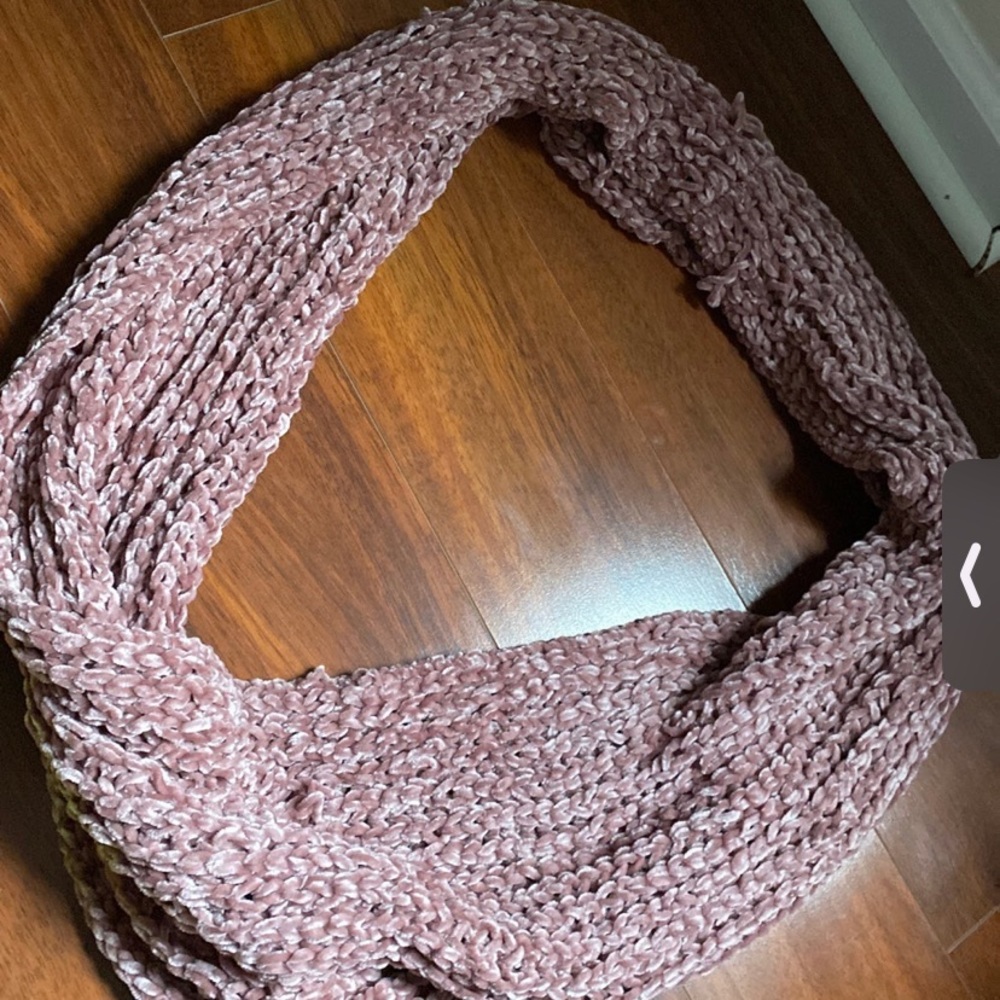 scarf